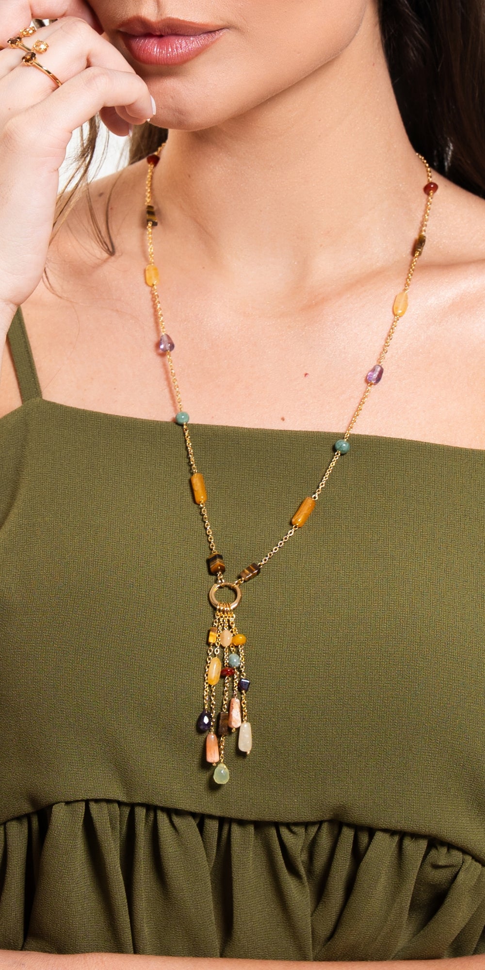 Colar Dara de Pedras Naturais com Pingente Removível Banho de Ouro 18k