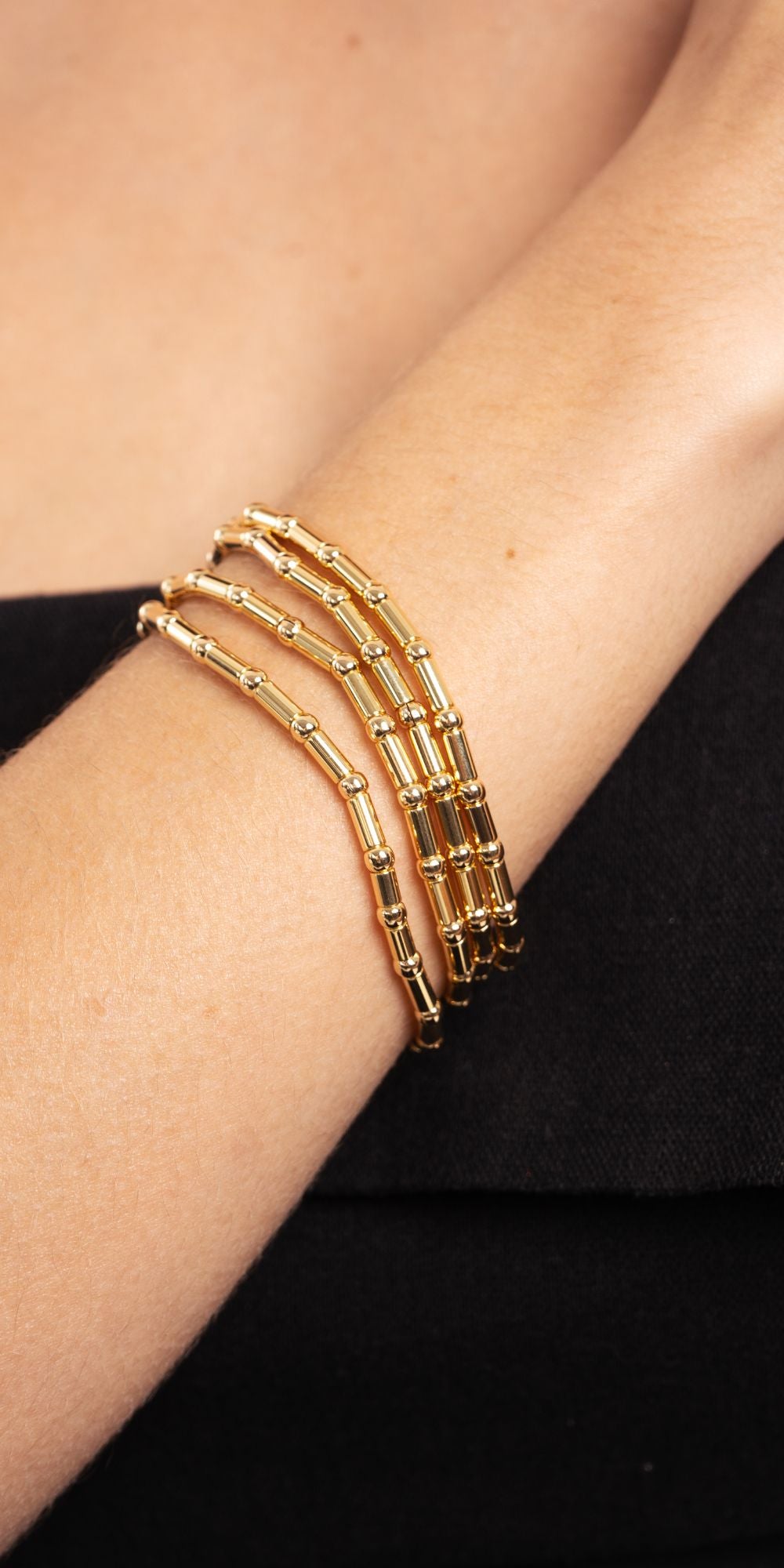 Pulseira Salete de Canutilho e Microesferas Banho de Ouro 18k