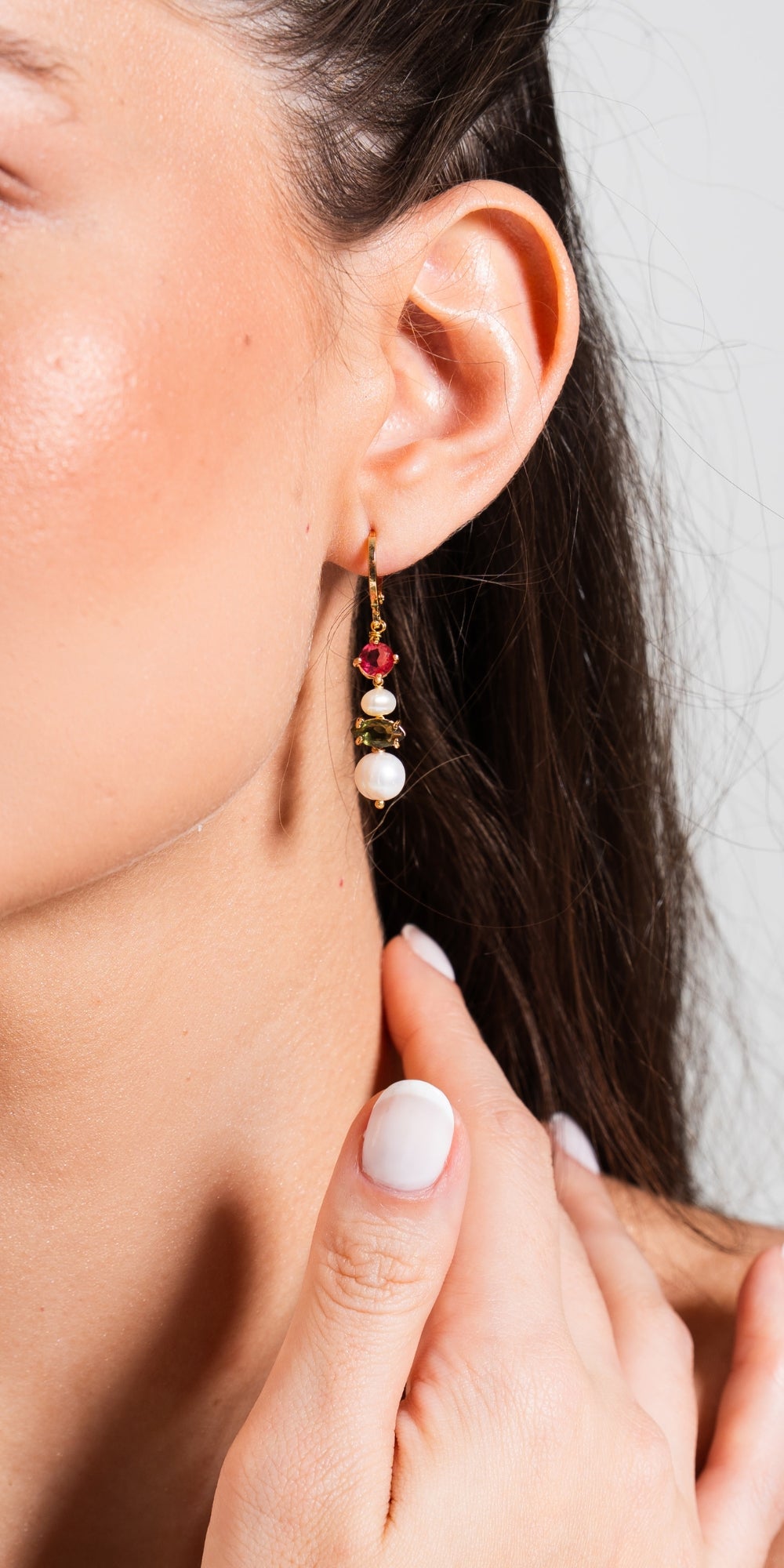 Brinco Lila de Argola com Pérolas de Água Doce Banho de Ouro 18k