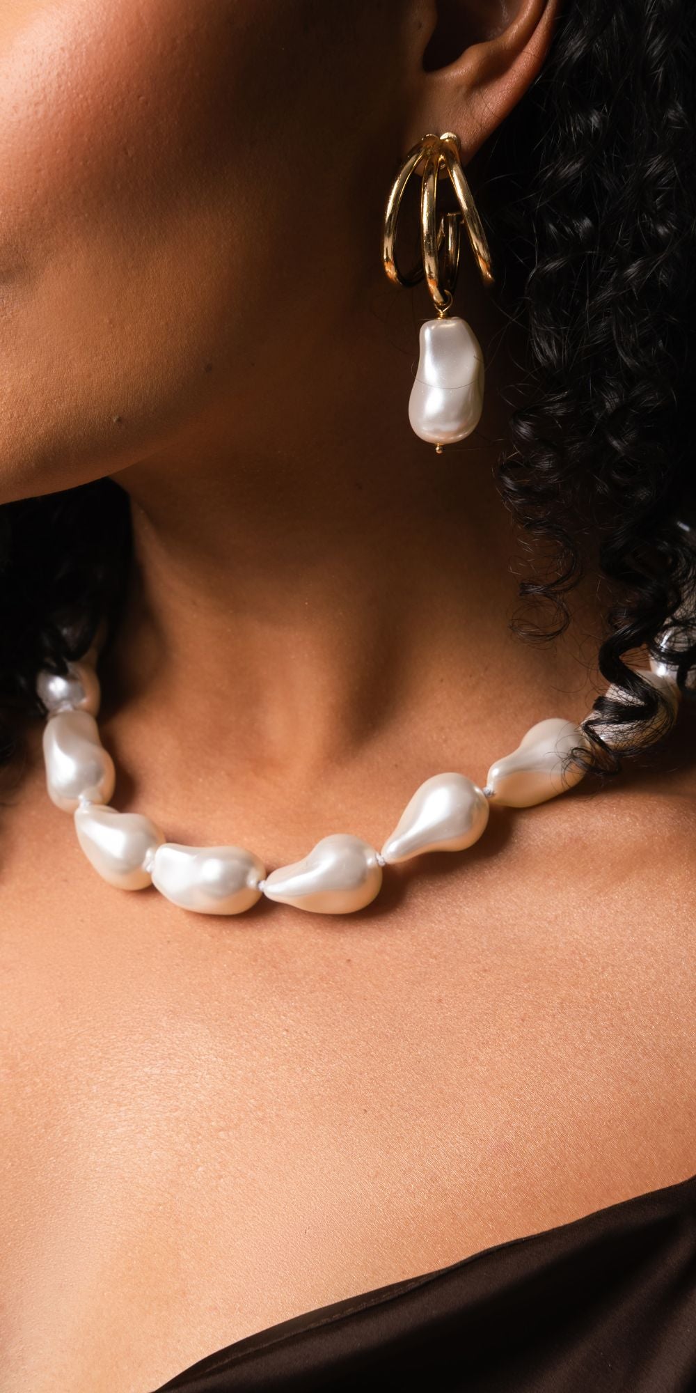 Colar Aura de Pérola Shell Banho de Ouro 18k