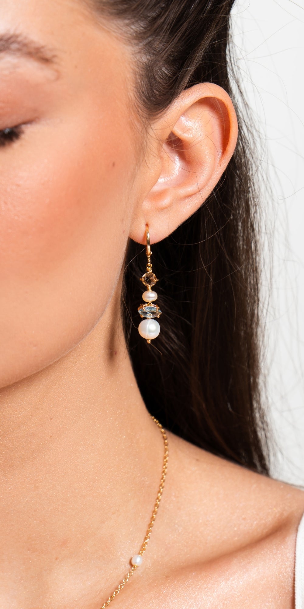 Brinco Lila de Argola com Pérolas de Água Doce Banho de Ouro 18k