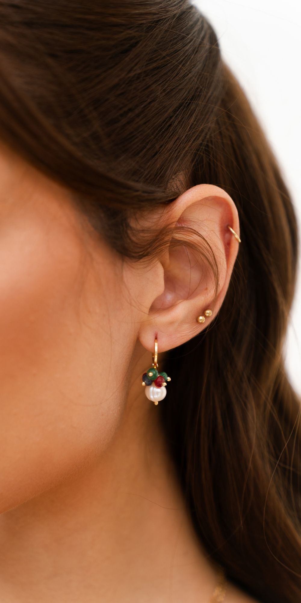 Brinco Fiona de Argola Delicada com Banho de Ouro 18k