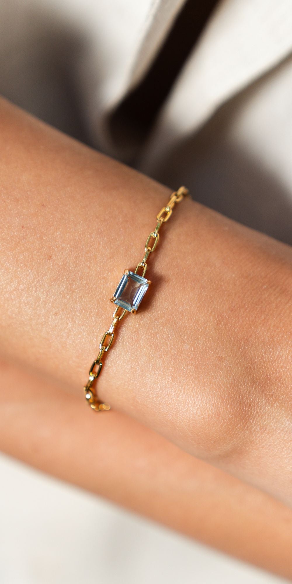 Pulseira Camila de Corrente com Pedra Cravada Banho de Ouro 18k