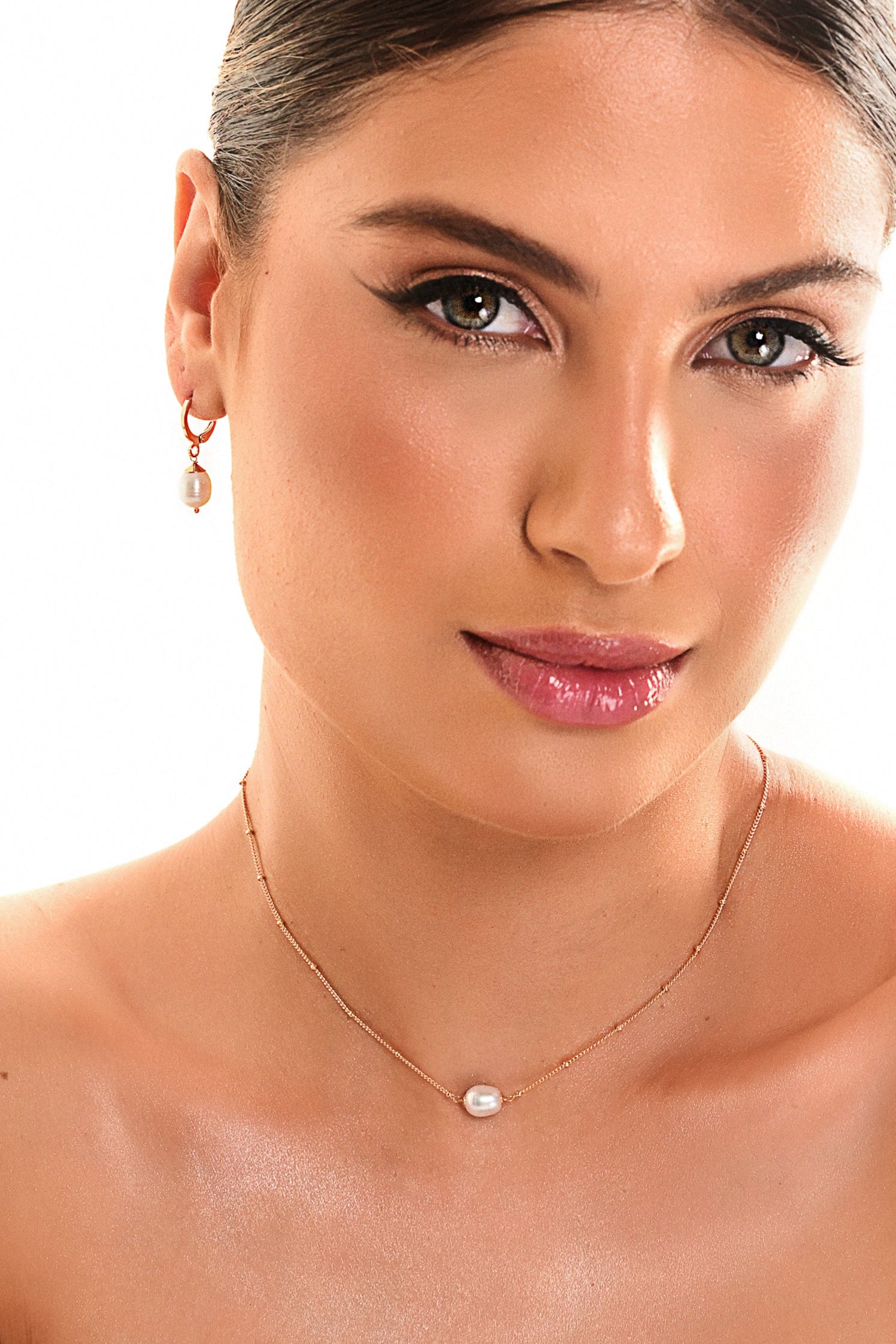 Conjunto Vera Colar e Brincos com Pérolas Naturais Banho de Ouro 18k