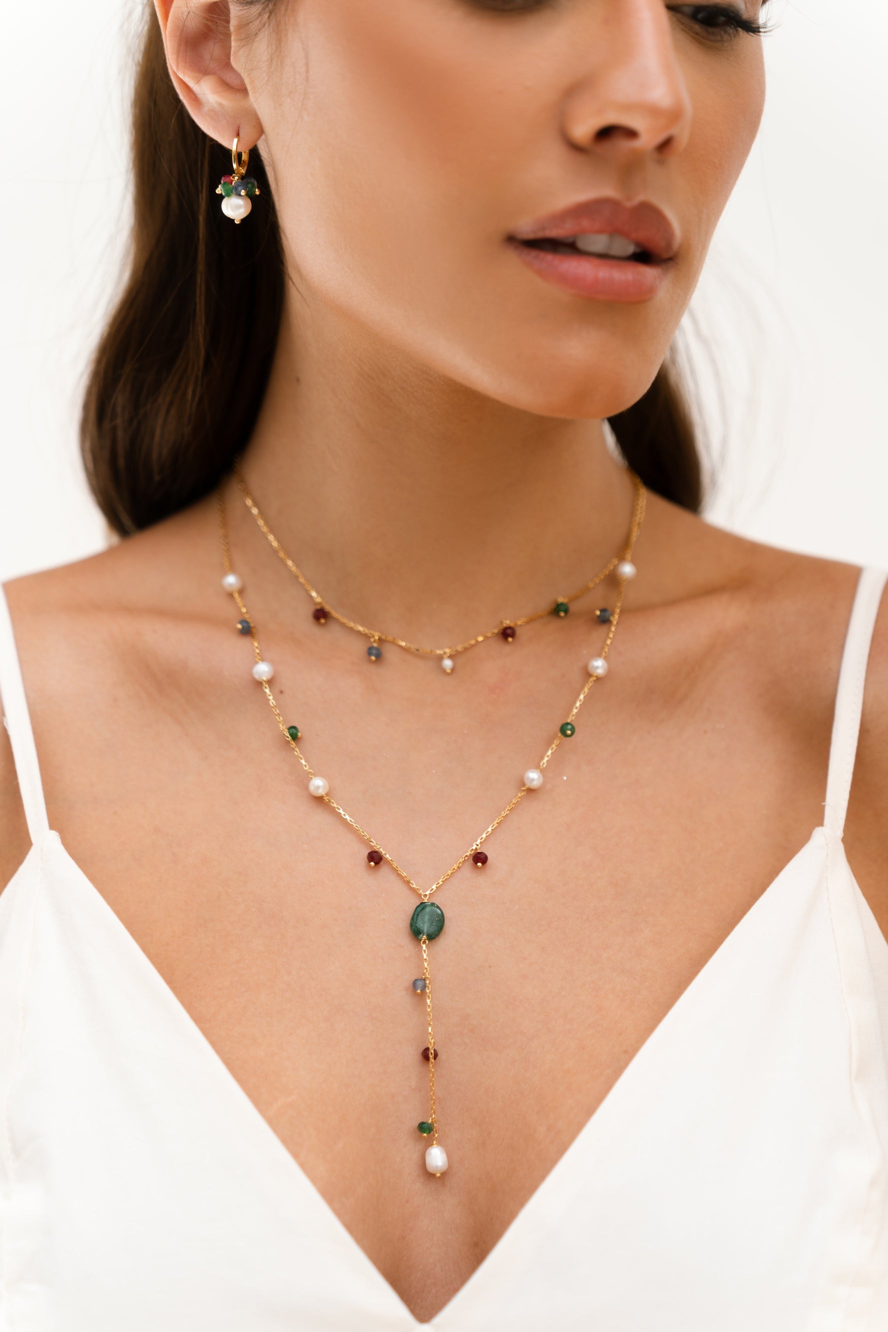 Conjunto Fiona Colar e Brincos de Pérolas e Jade Banho de Ouro 18k