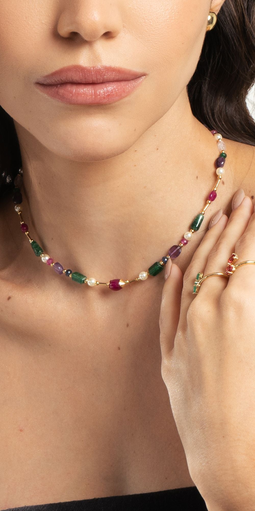 Colar Michele Colorido Pedras Naturais Jade Canutilhos Pérolas Shell