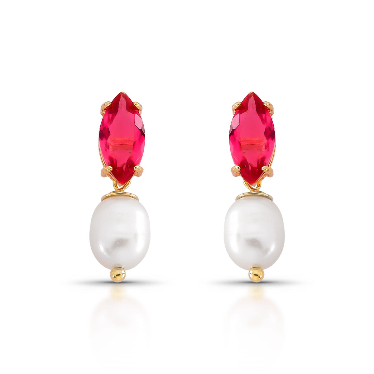 Brinco Wan Pequeno Pérola Água Doce e Cristal Navete Banho de Ouro 18k