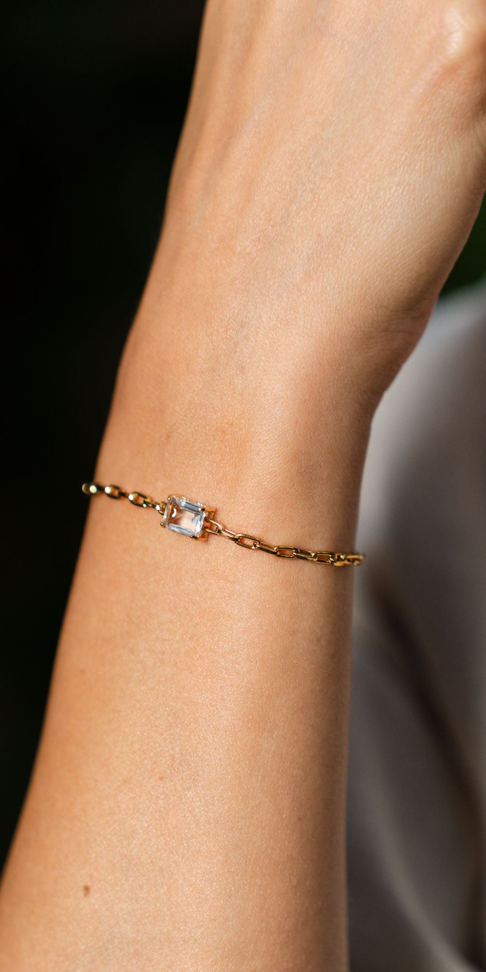 Pulseira Camila de Corrente com Pedra Cravada Banho de Ouro 18k